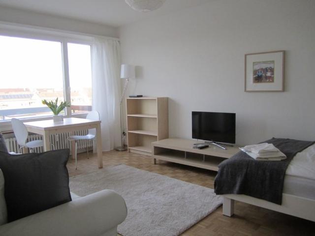 1 Zimmer, 30 m², 2. Stock