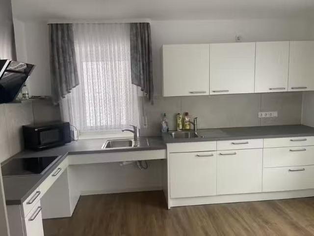 1 Zimmer 30 m² 400 € Kaltmiete Wohnungen in Höhfröschen