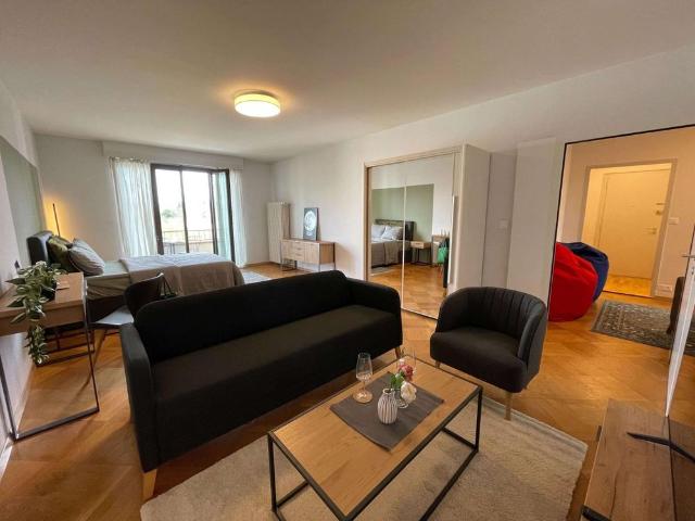 1 Zimmer, 30 m², 4. Stock