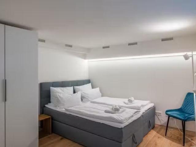 1 Zimmer 30 m² 550 € Kaltmiete Wohnungen in Pforzheim