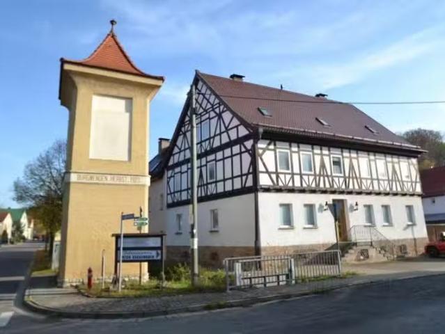 1 Zimmer 30 m² 500 € Kaltmiete Wohnungen in Großmonra / B.