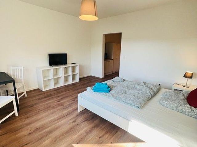 1 Zimmer, 30 qm