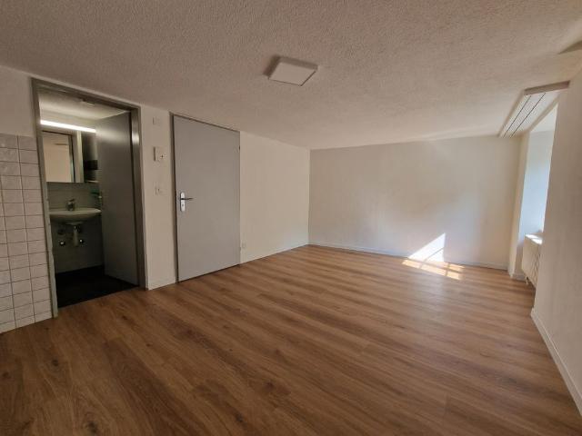 1 Zimmer, 32 m², 1. Stock