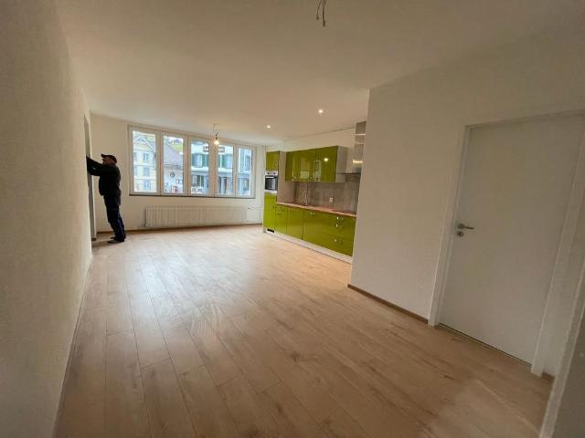 1 Zimmer, 32 m², 1. Stock