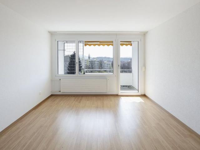 1 Zimmer, 32 m², 2. Stock