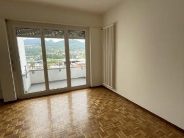 1 Zimmer, 32 m², 2. Stock