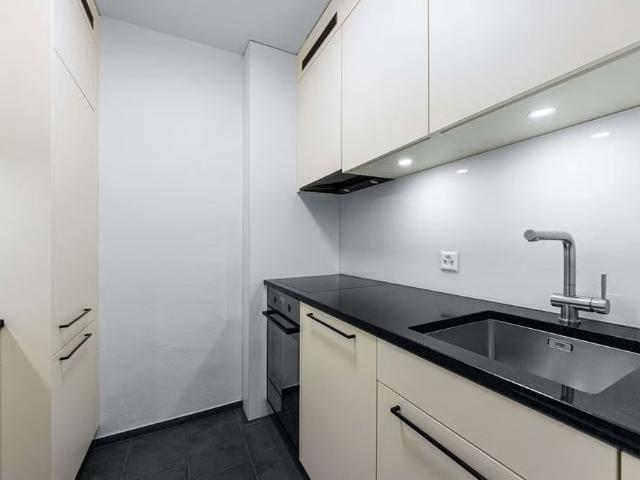 1 Zimmer, 32 m², 3. Stock