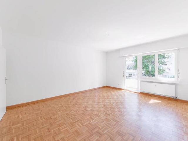 1 Zimmer, 32 m², 4. Stock