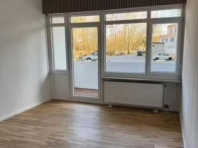 1 Zimmer 32 m² 550 € Kaltmiete Wohnungen in Erlangen