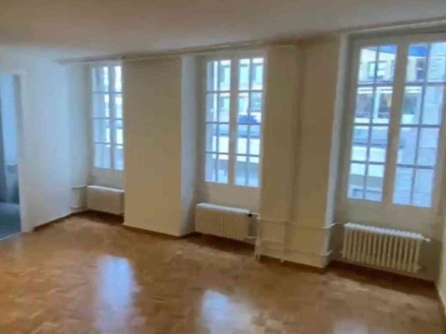 1 Zimmer, 37 m², 1. Stock