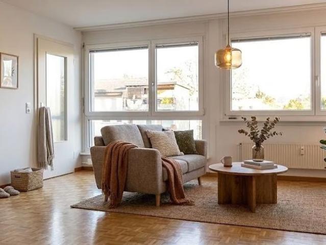 1 Zimmer, 37 m², 2. Stock
