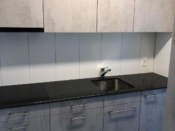 1 Zimmer, 35 m², 1. Stock