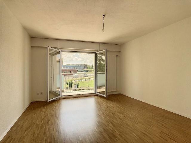 1 Zimmer, 35 m², 2. Stock