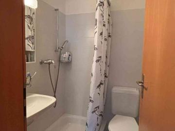 1 Zimmer, 35 m², 2. Stock