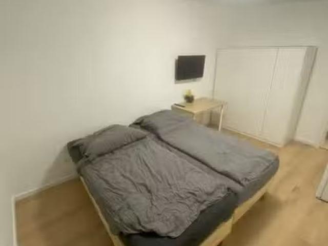 1 Zimmer 35 m² 370 € Kaltmiete Wohnungen in Karlsruhe