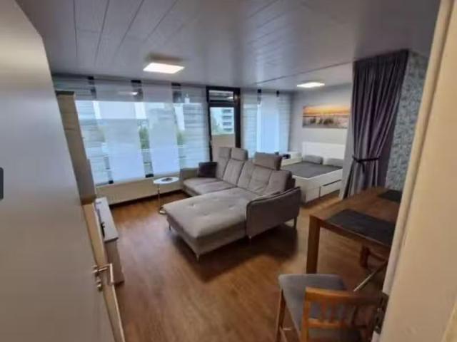 1 Zimmer 35 m² 720 € Kaltmiete Wohnungen in Stuttgart Fas.