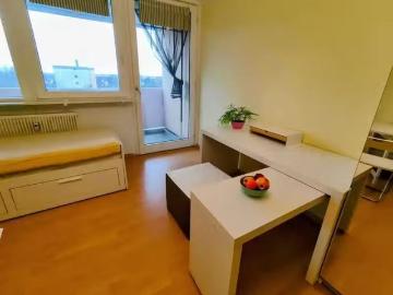 1 Zimmer 36 m² 450 € Kaltmiete Wohnungen in Erlangen