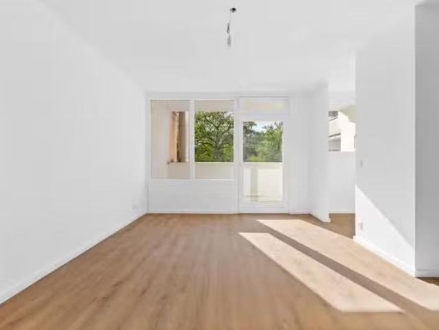 1 Zimmer 36 m² 750 € Kaltmiete Wohnungen in Frankfurt