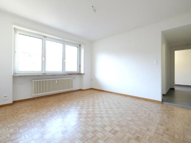 1 Zimmer, 38 m², 4. Stock