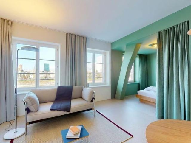 1 Zimmer, 38 m², 4. Stock