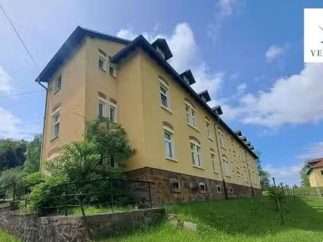 1 Zimmer 39 m² 180 € Kaltmiete Wohnungen in Großpostwitz