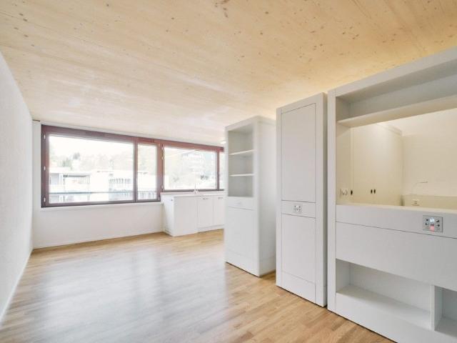 1 Zimmer, 39 m², 2. Stock