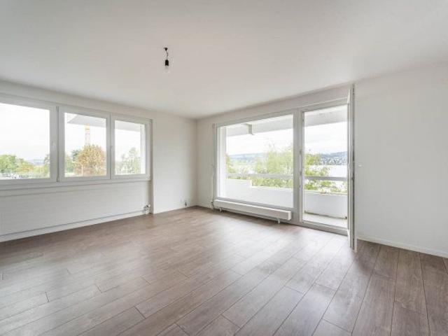 1 Zimmer, 39 m², 3. Stock