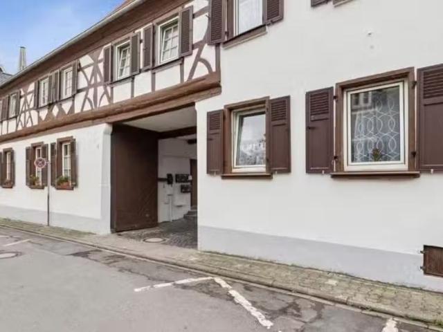 1 Zimmer 39 m² 549 € Kaltmiete Wohnungen in Osthofen