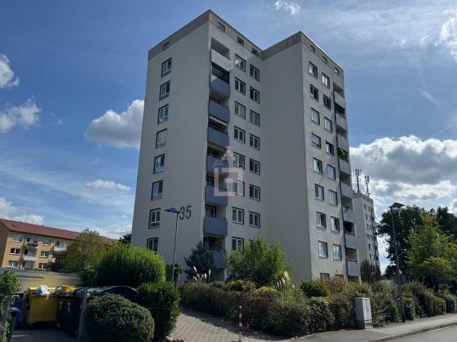 1 Zimmer Wohnung mit Weitblick in Langen