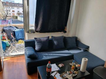 1 Zimmer Wohnung mit Balkon