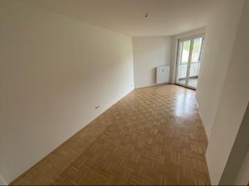 1 Zimmer Wohnung mit Balkon