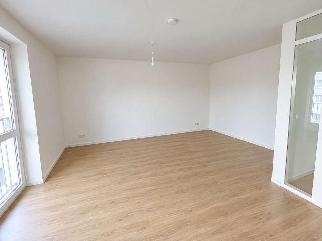 1 Zimmer Wohnung mit Balkon und Keller
