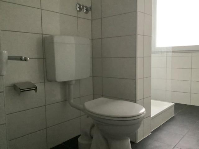 1 Zimmer Wohnung mit Balkon zu vermieten