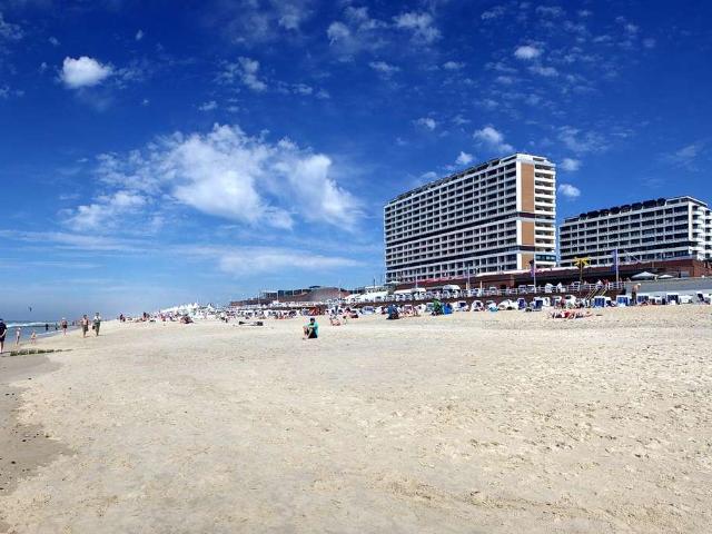 1 Zimmer Wohnung mit grandiosem Weitblick über die Insel