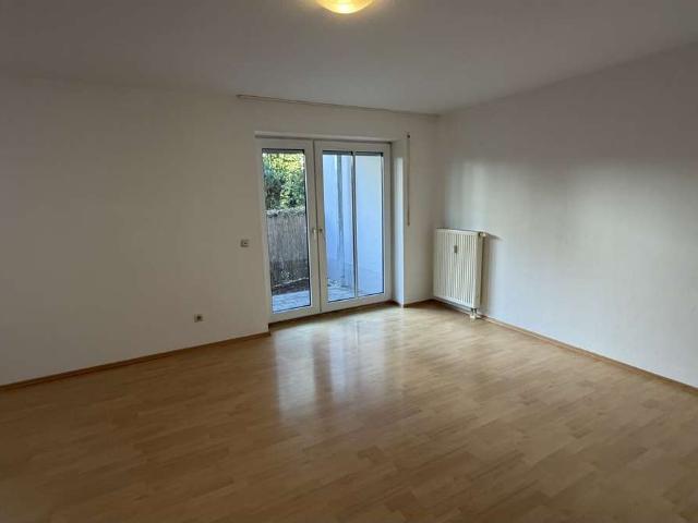 1 Zimmer Wohnung mit kleiner Terrasse