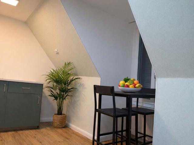 1 Zimmer Wohnung, möbliert in Kriens