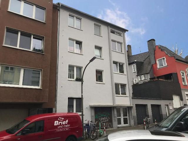 1 Zimmer Wohnung Nähe Kreuzviertel in der Weisbachstr. 30 zu vermieten!
