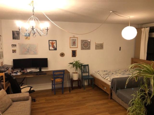 1 Zimmer Wohnung Berlin Mitte Moabit U Bahnhof Turmstraße  1 room flat situated in Berlin Mitte Moabit U Bahnhof Turmstraße