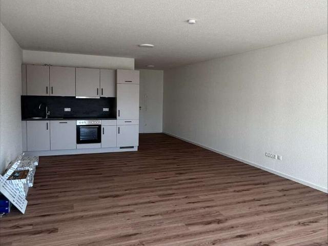 1 Zimmer Wohnung für Studenten in zentraler Lage ! All in Miete !