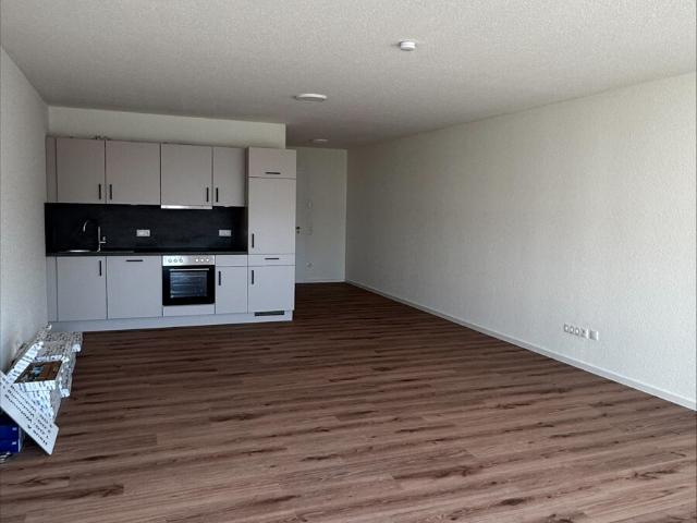 1 Zimmer Wohnung für Studenten in zentraler Lage ! All in Miete !