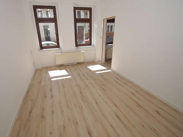 1 Zimmer Wohnung im Erdgeschoß mit Wintergarten, Dusche | Künne Immobilien Gruppe