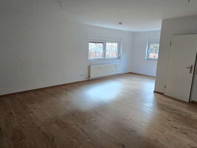 1 Zimmer Wohnung im Souterrain