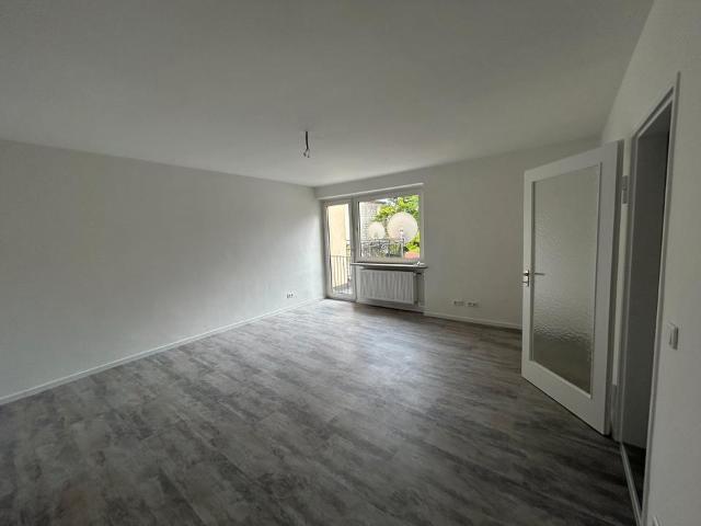 1 Zimmer Wohnung in München Pasing ab sofort Einbauküche