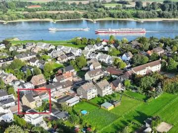 1 Zimmer Wohnung in Macherscheider Straße, Uedesheim
