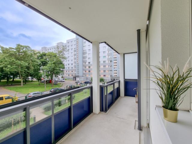 1 Zimmer Wohnung in Magdeburg Neustädter See