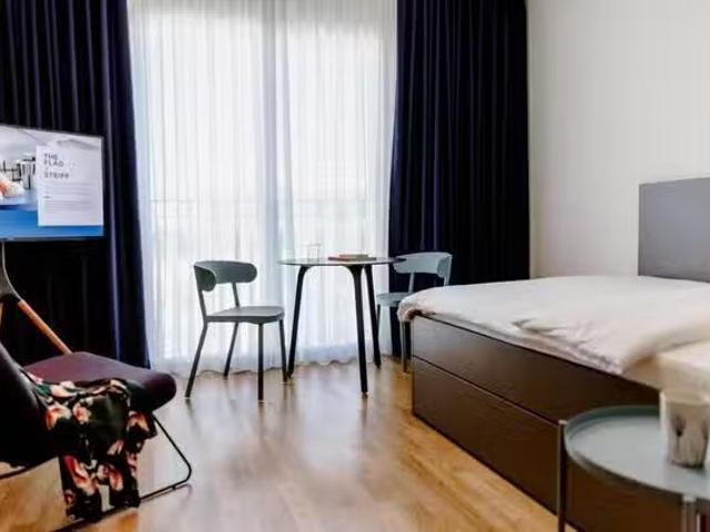 1 Zimmer Wohnung in Margarete Steiff Straße, Moosach