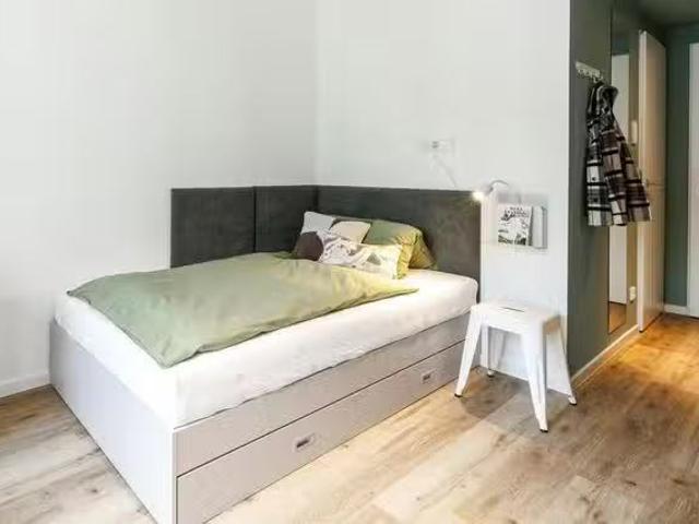 1 Zimmer Wohnung in Markgrafendamm, Bezirk Friedrichshain Kreu.