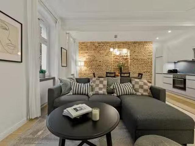 1 Zimmer Wohnung in Metzer Straße, Prenzlauer Berg