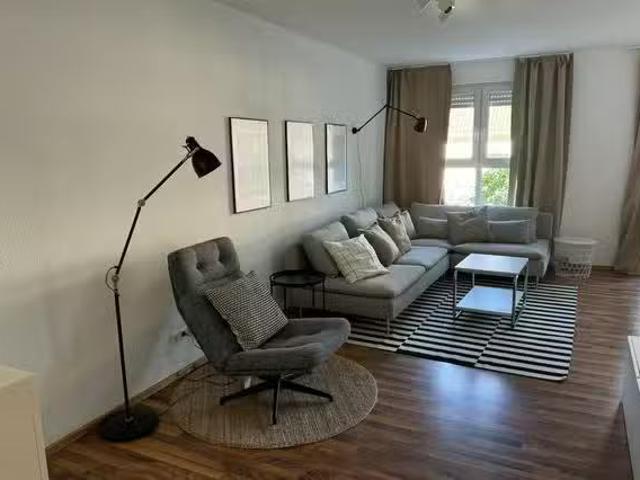 1 Zimmer Wohnung in Oberurseler Weg, Niederursel