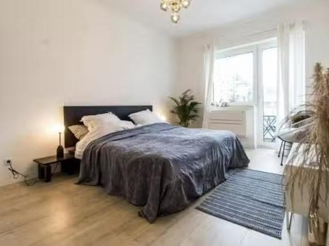 1 Zimmer Wohnung in Oberbilker Allee, Oberbilk